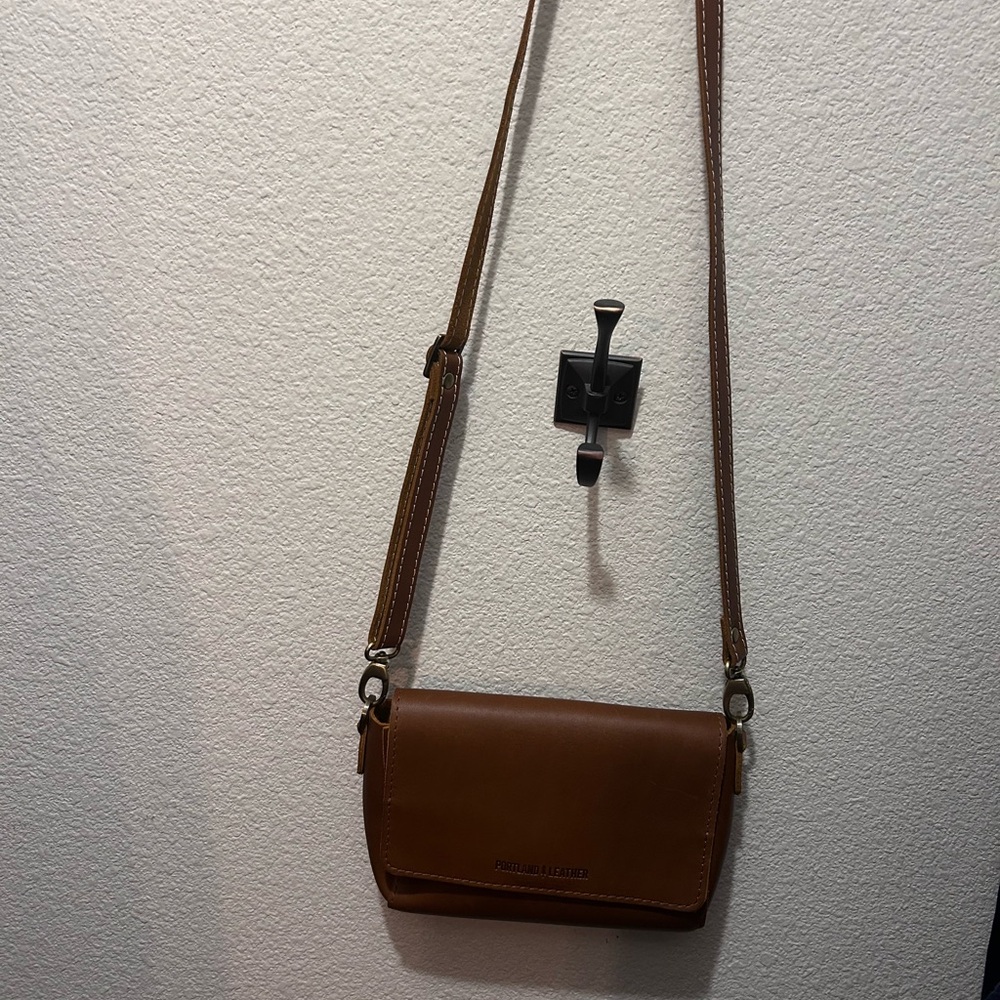Portland Leather Metro Mini Crossbody